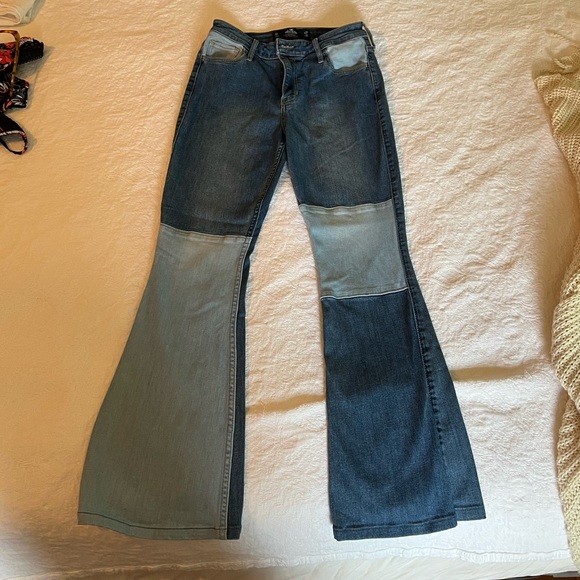Hollister flair jeans - Picture 2 of 4